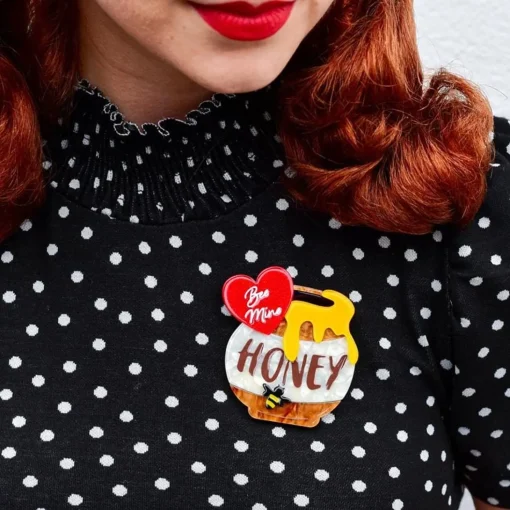 Store Bee Mine, Honey Brooch Brooches