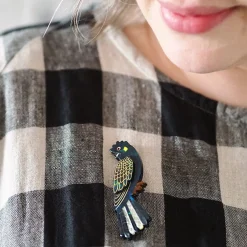 Best Sale Bella The Black Cockatoo Brooch Brooches