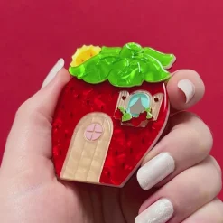 Outlet Berry Happy Home Brooch Brooches