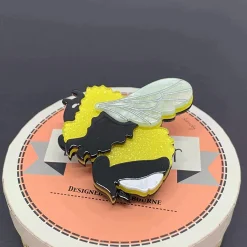 Outlet Bumble Butt Brooch Brooches