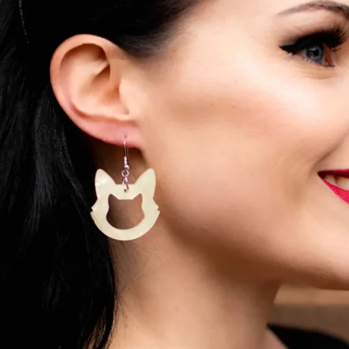 Flash Sale Cat Head Ripple Resin Drop Earrings - White Essential Earrings