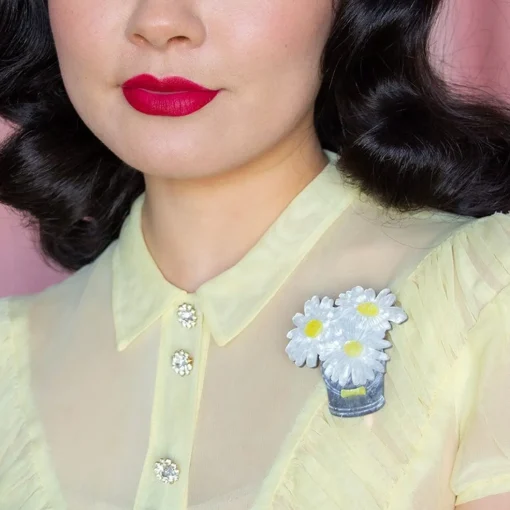 Shop Day'S Eye Brooch Brooches