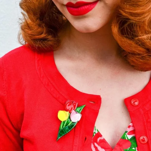Store Dutch Courage Brooch Brooches