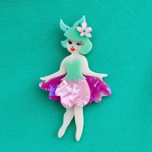 Hot Emma Of The Earth Brooch Brooches