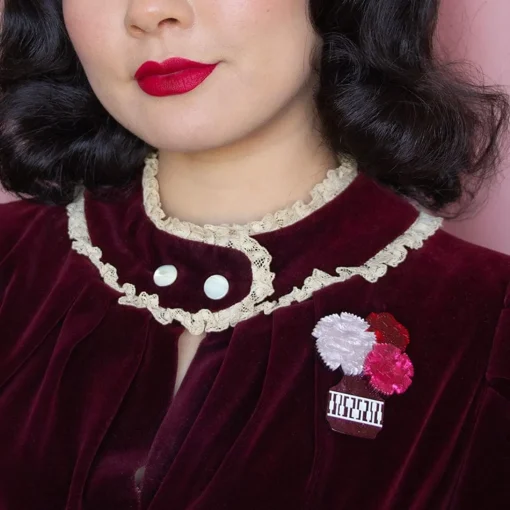 Store Flower Of The Gods Brooch Brooches