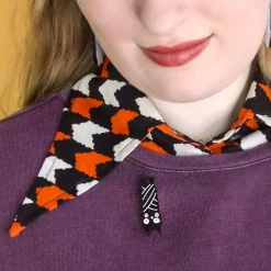 Hot Halloween Hang-Up Bat Mini Brooch Brooches