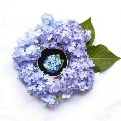 Outlet Heartfelt Hydrangea Brooch Brooches