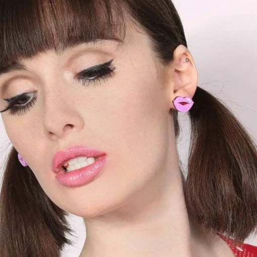 Discount Kiss And Tell Earrings Earrings