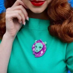 Best Sale Leo The Leader Brooch Brooches