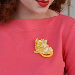Shop Mother Cub Love Lion Brooch Brooches