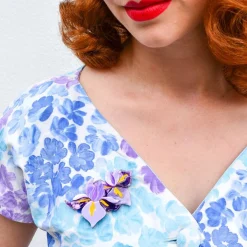 Hot My Compliments Brooch Brooches