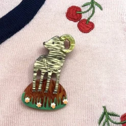 Flash Sale Pride Of Big Horn Brooch Brooches