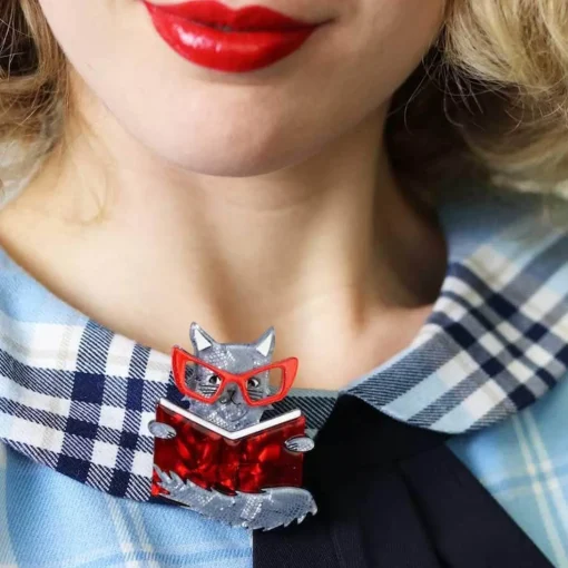 Best Sale Puss In Books Brooch Brooches