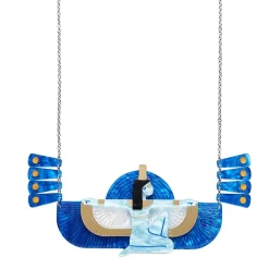 Store Queen Of The Throne Necklace Necklaces