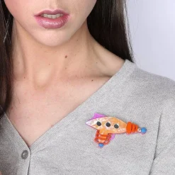 Fashion Roxy'S Ray Gun Brooch Brooches
