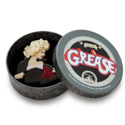 Store Tell Me About It, Stud Brooch Brooches