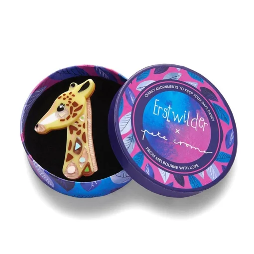 New The Genteel Giraffe Brooch Brooches