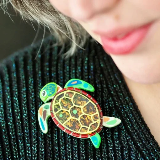 Cheap The Graceful Green Sea Turtle Brooch Brooches
