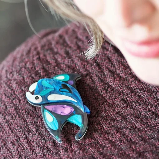 Hot The Mercurial Manta Ray Brooch Brooches