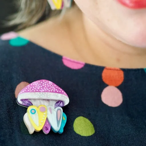 Cheap The Whimsical White Spotted Jellyfish Brooch Brooches