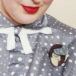 Sale Vogue Visage Brooch Brooches