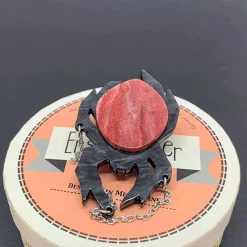 Store Web Spinning Wonder Brooch Brooches