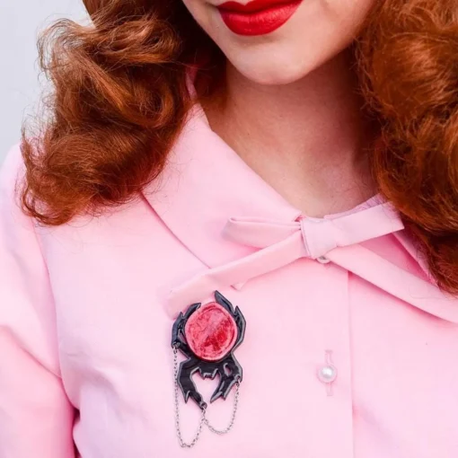 Store Web Spinning Wonder Brooch Brooches